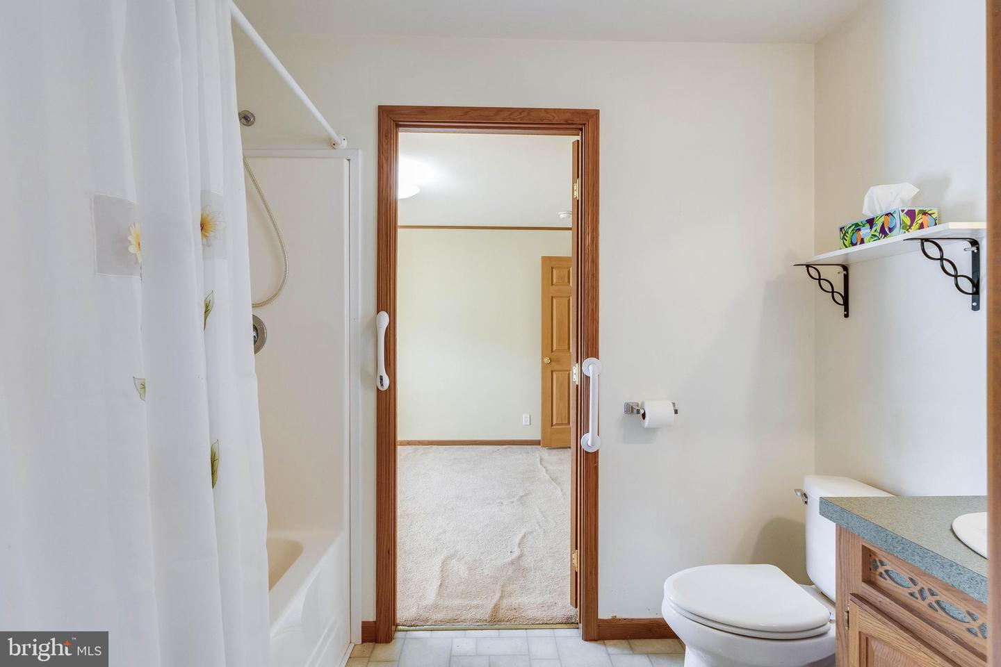 10343 Waller Rd Property Photo 21