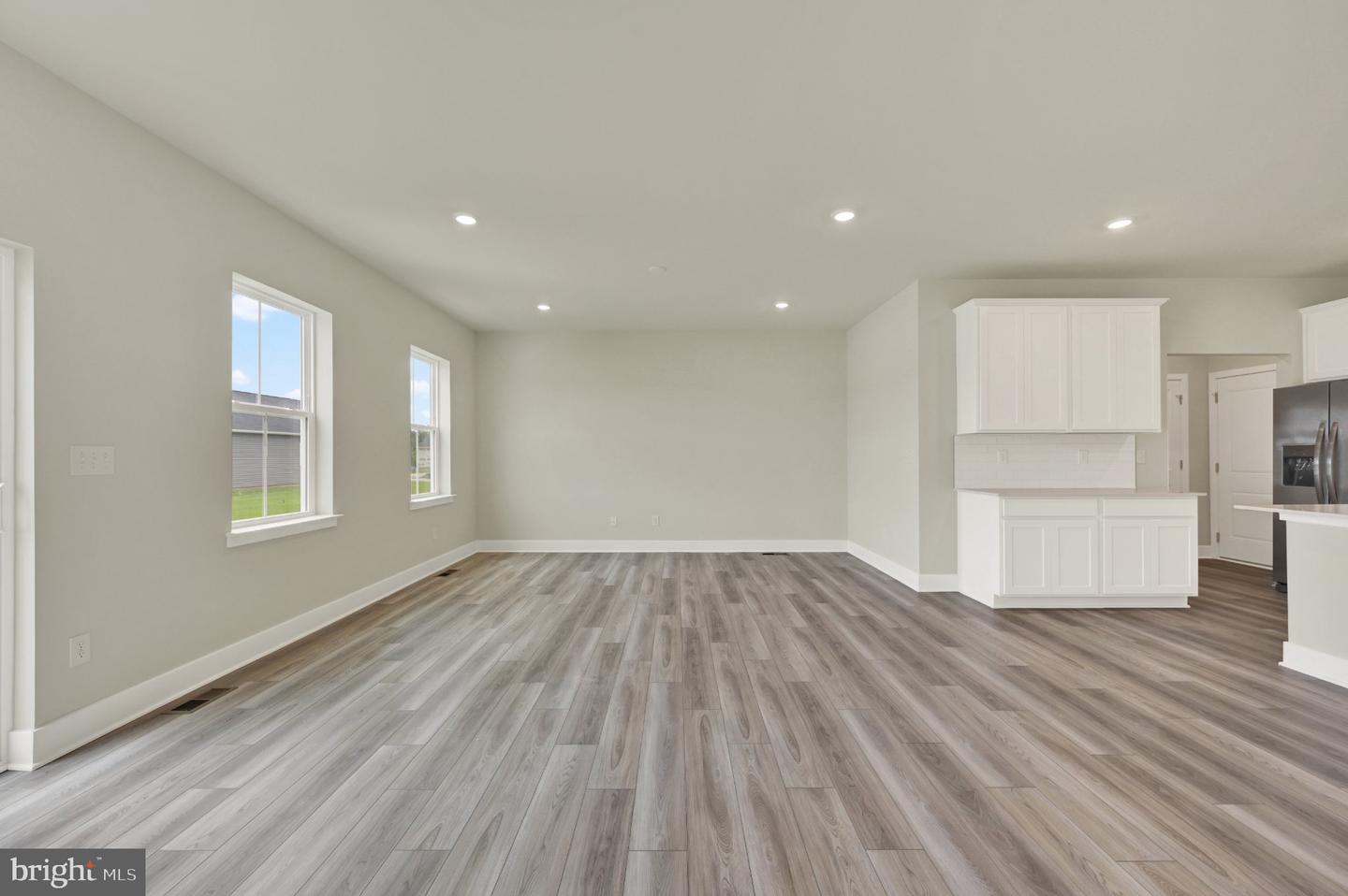 1235 Morris St Property Photo 11