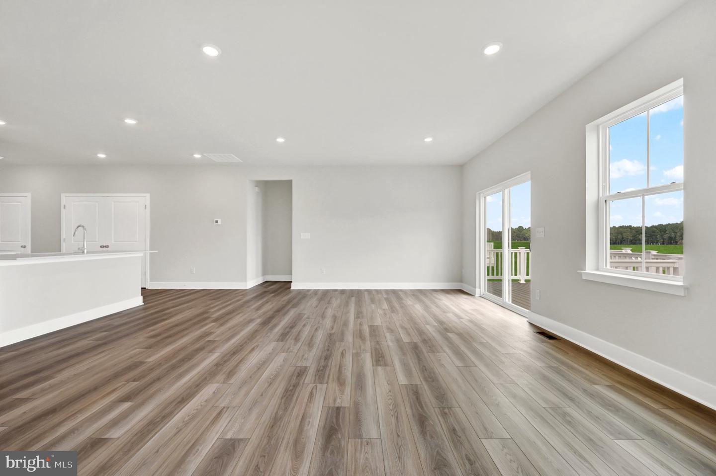 1235 Morris St Property Photo 14