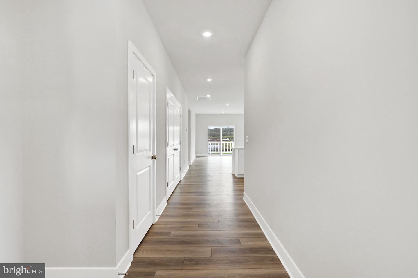 1235 Morris St Property Photo 16