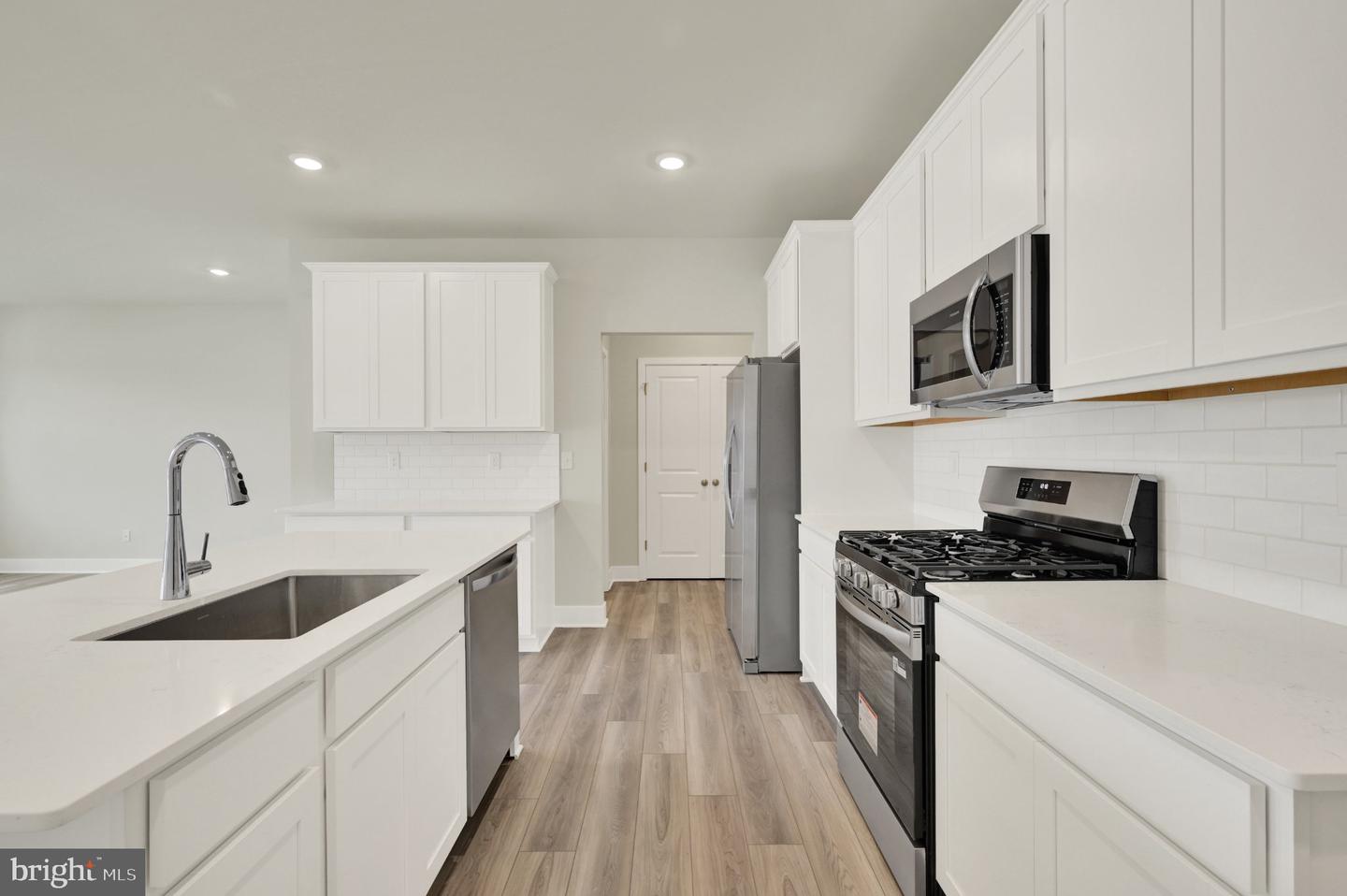 1235 Morris St Property Photo 18