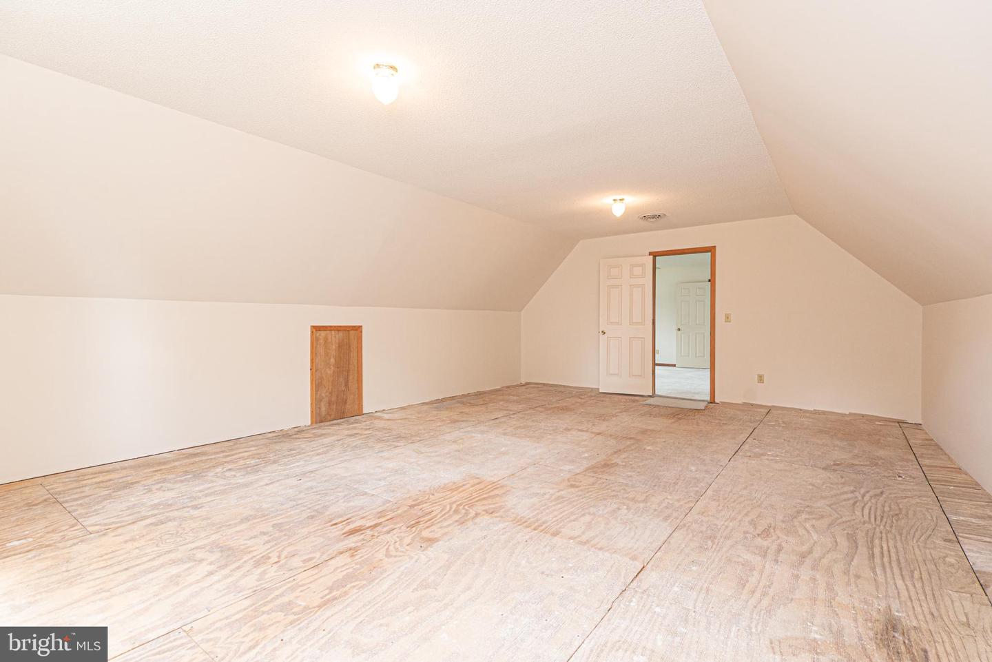 106 Creekside Dr Property Photo 39