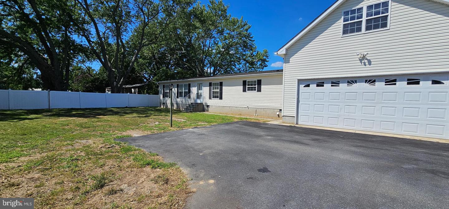35613 Wolfe Neck Rd Property Photo 2