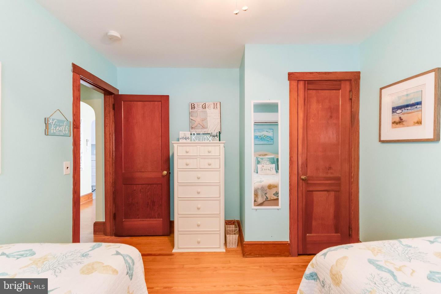 105 Hollywood St Property Photo 19
