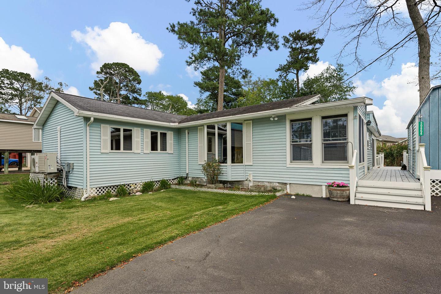 30854 HIDDEN LN