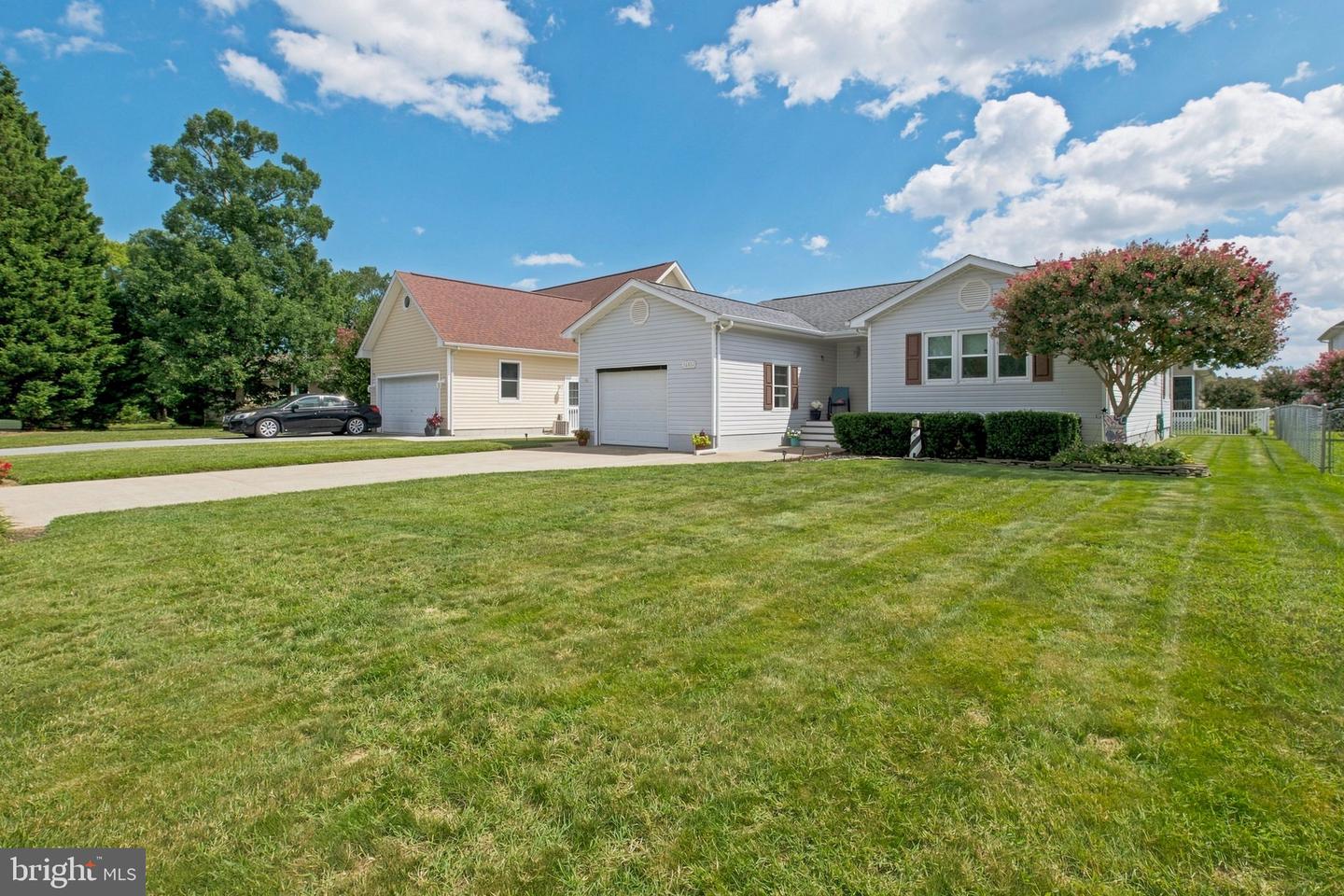 36802 Breakwater Run Property Photo 1