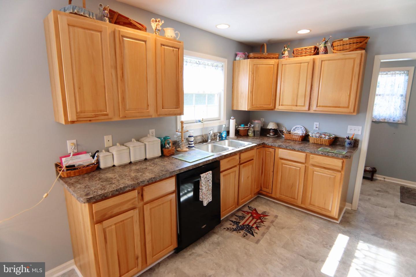 21902 Andalusian Ln Property Photo 8