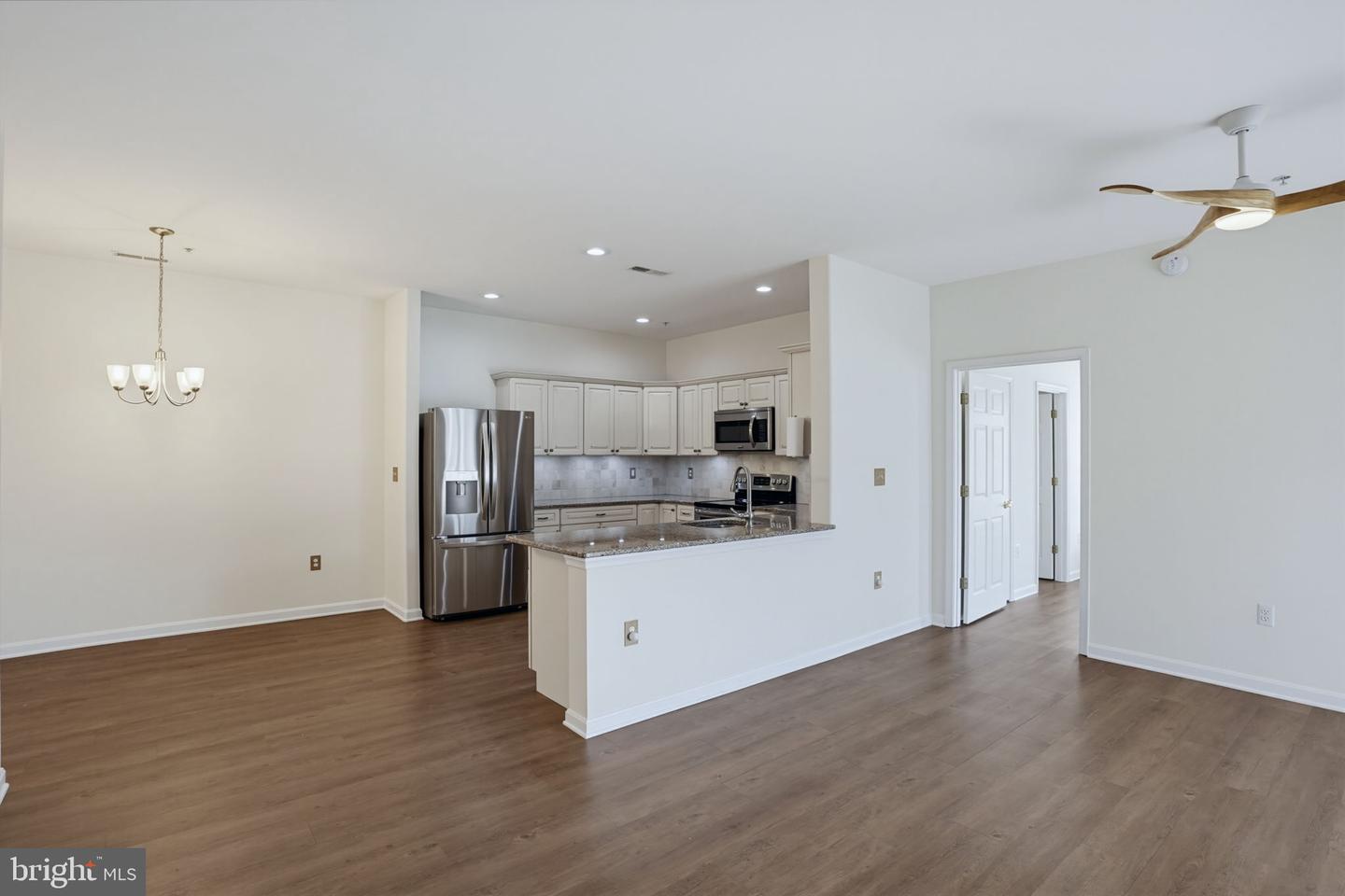 3401b S Sagamore Dr #3401b Property Photo 13