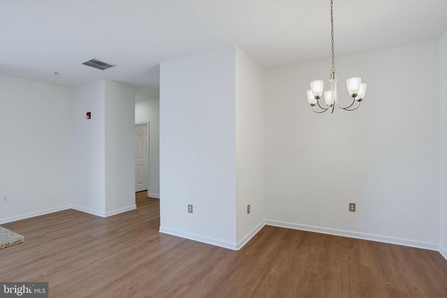 3401b S Sagamore Dr #3401b Property Photo 16