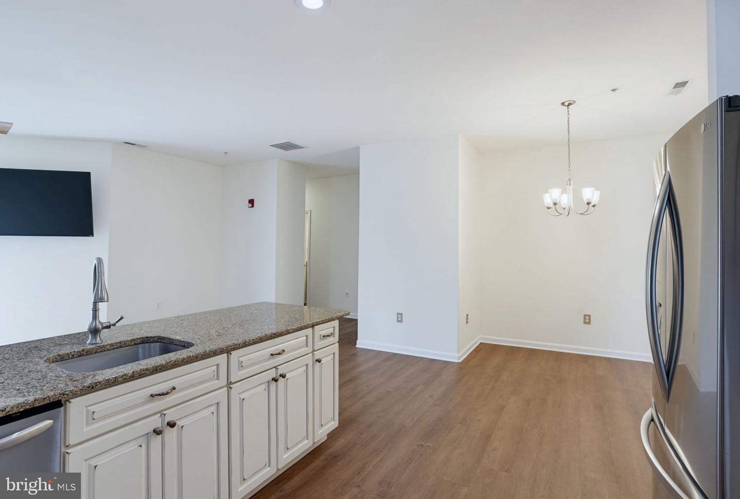 3401b S Sagamore Dr #3401b Property Photo 24
