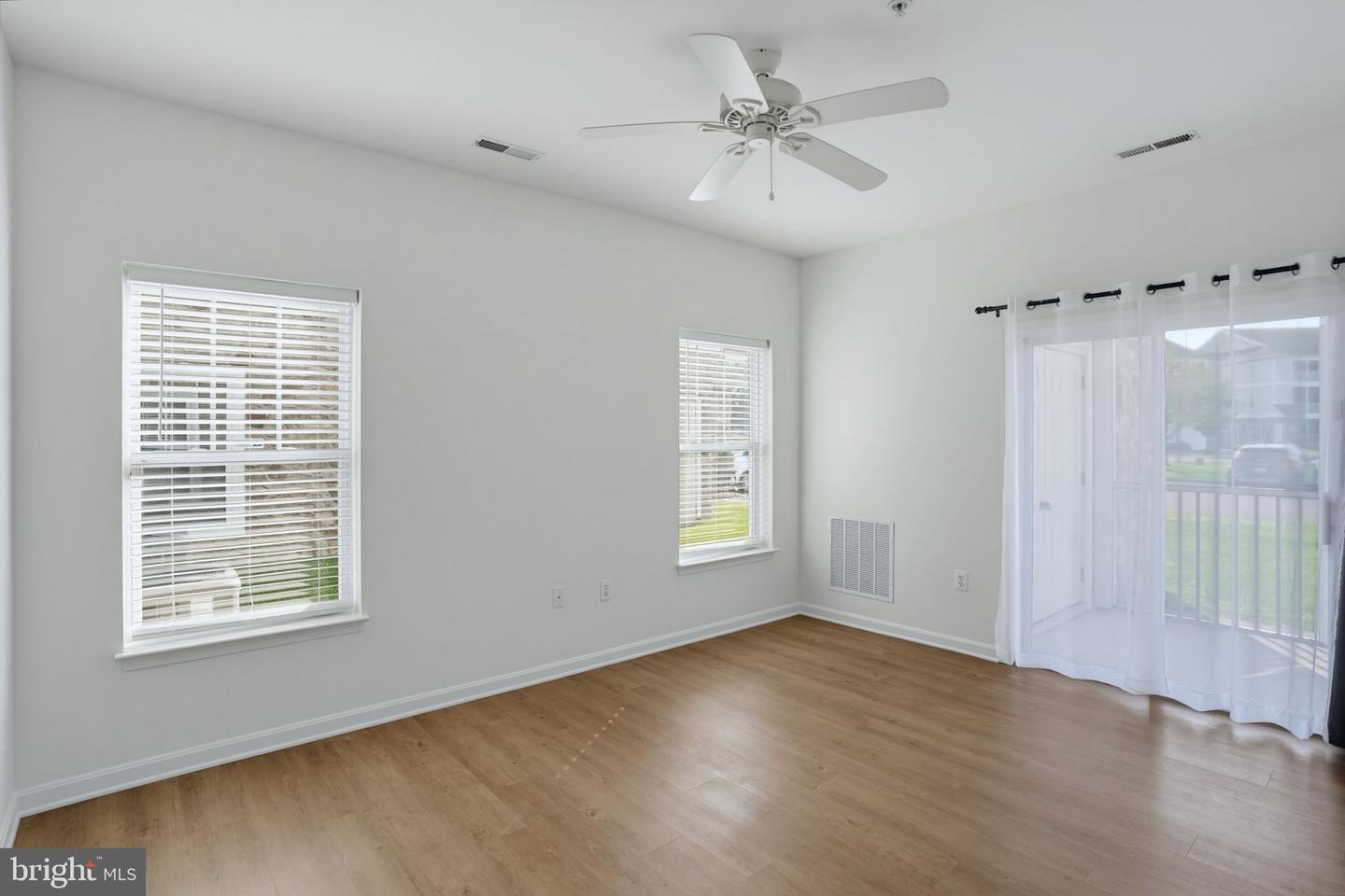 3401b S Sagamore Dr #3401b Property Photo 29