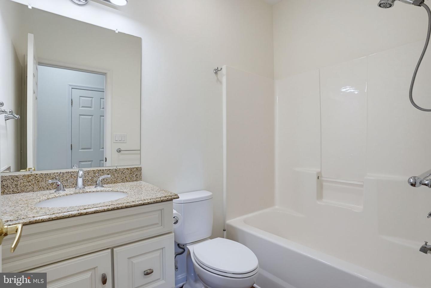 3401b S Sagamore Dr #3401b Property Photo 37