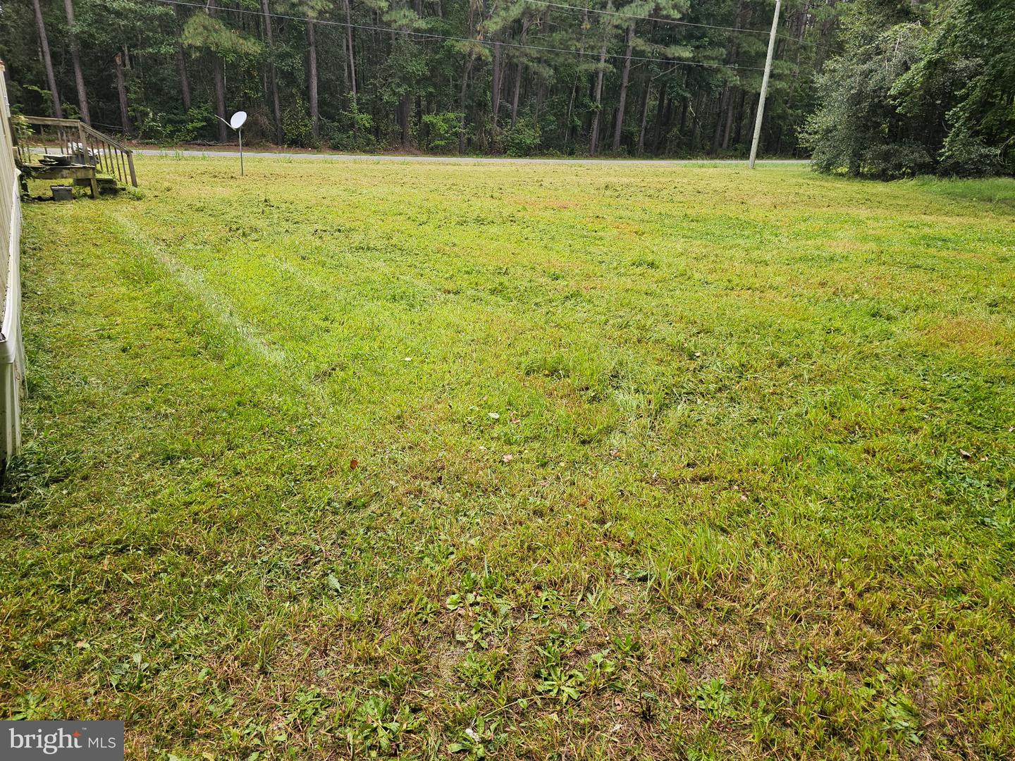 28597 Woodcrest Dr Property Photo 4