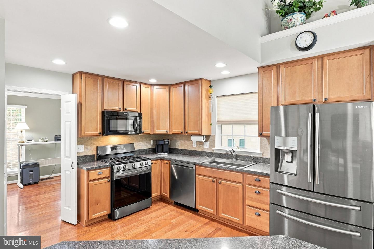 23651 Herring Reach Ct Property Photo 12
