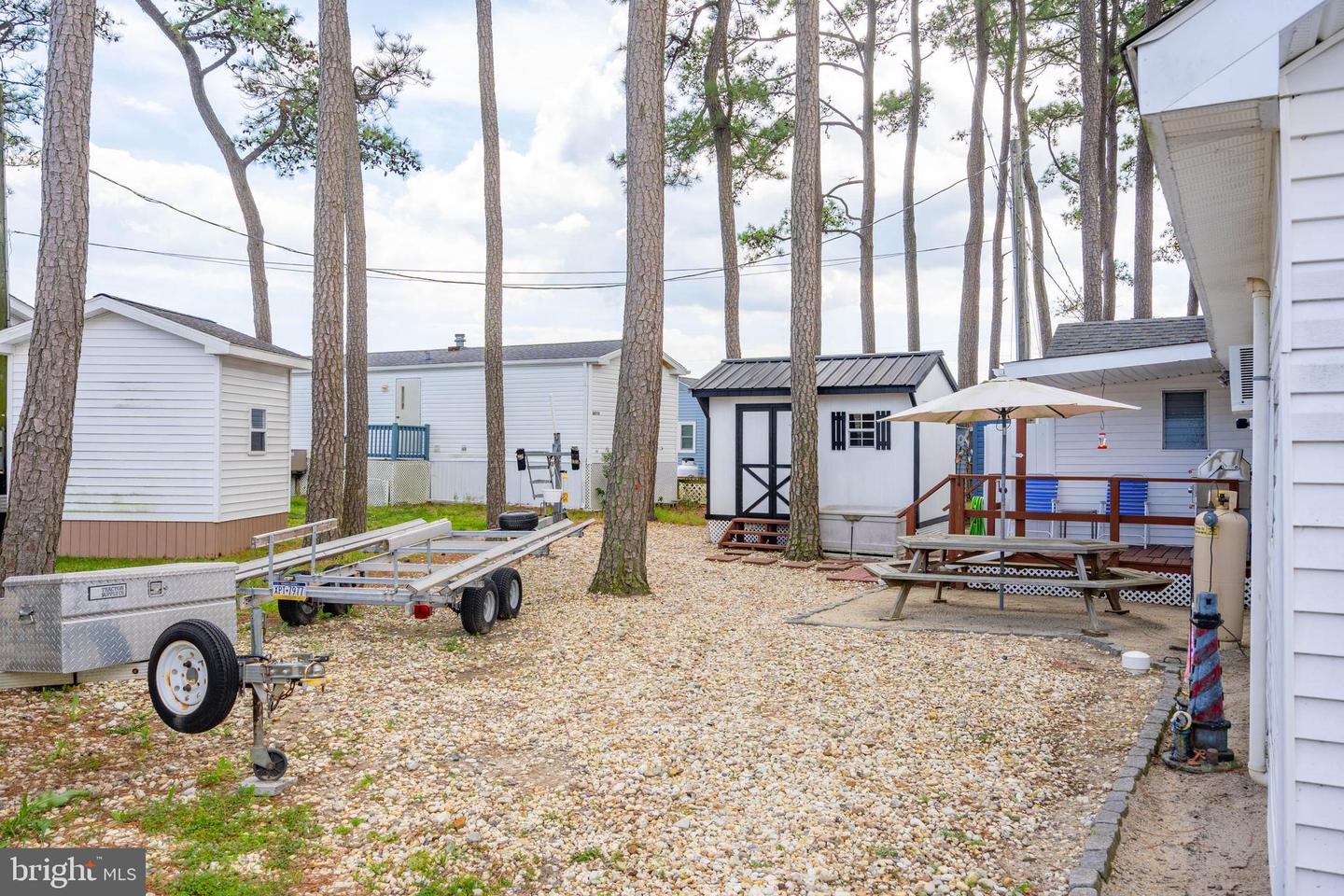 16 Oyster Rd Property Photo 4