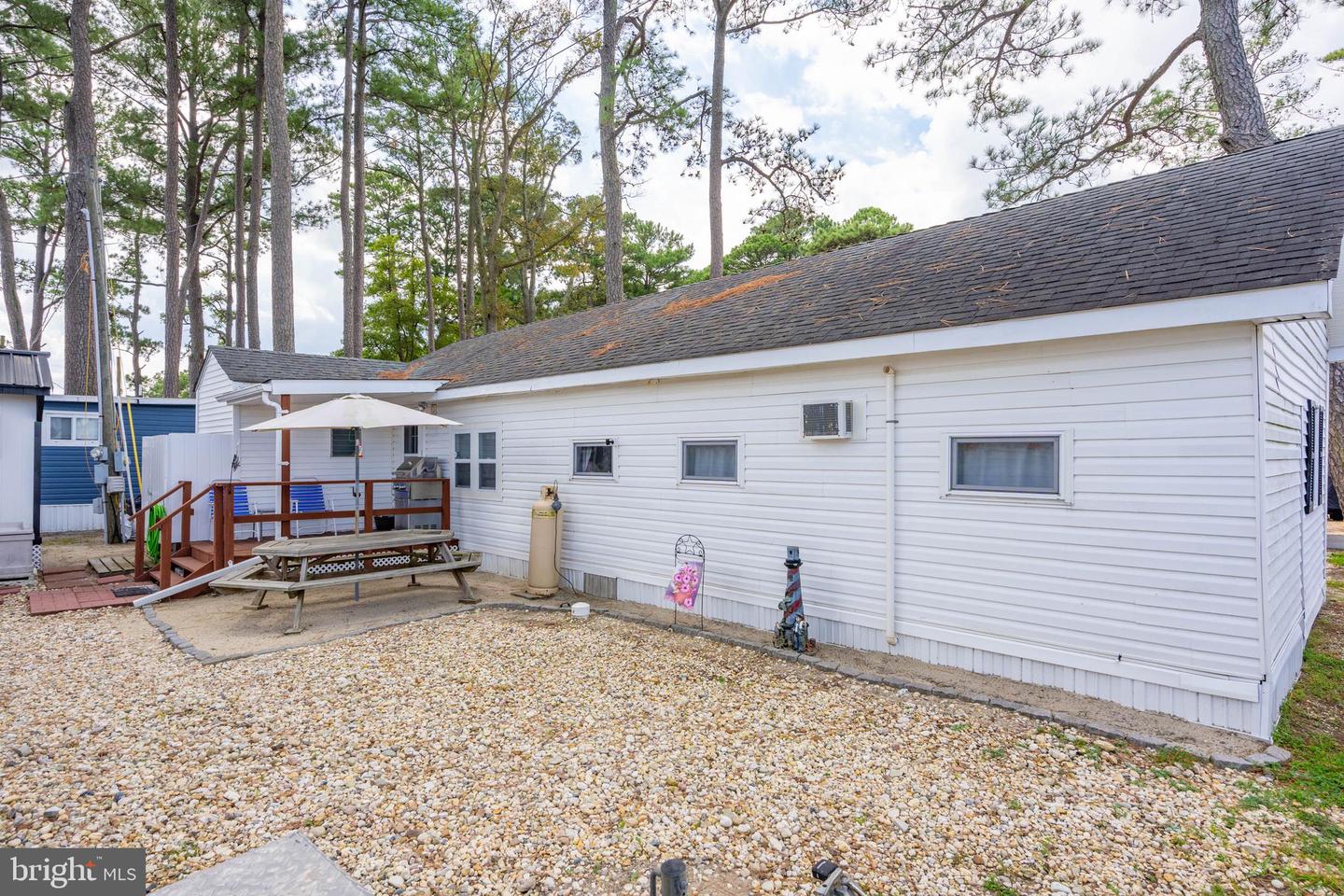 16 Oyster Rd Property Photo 5