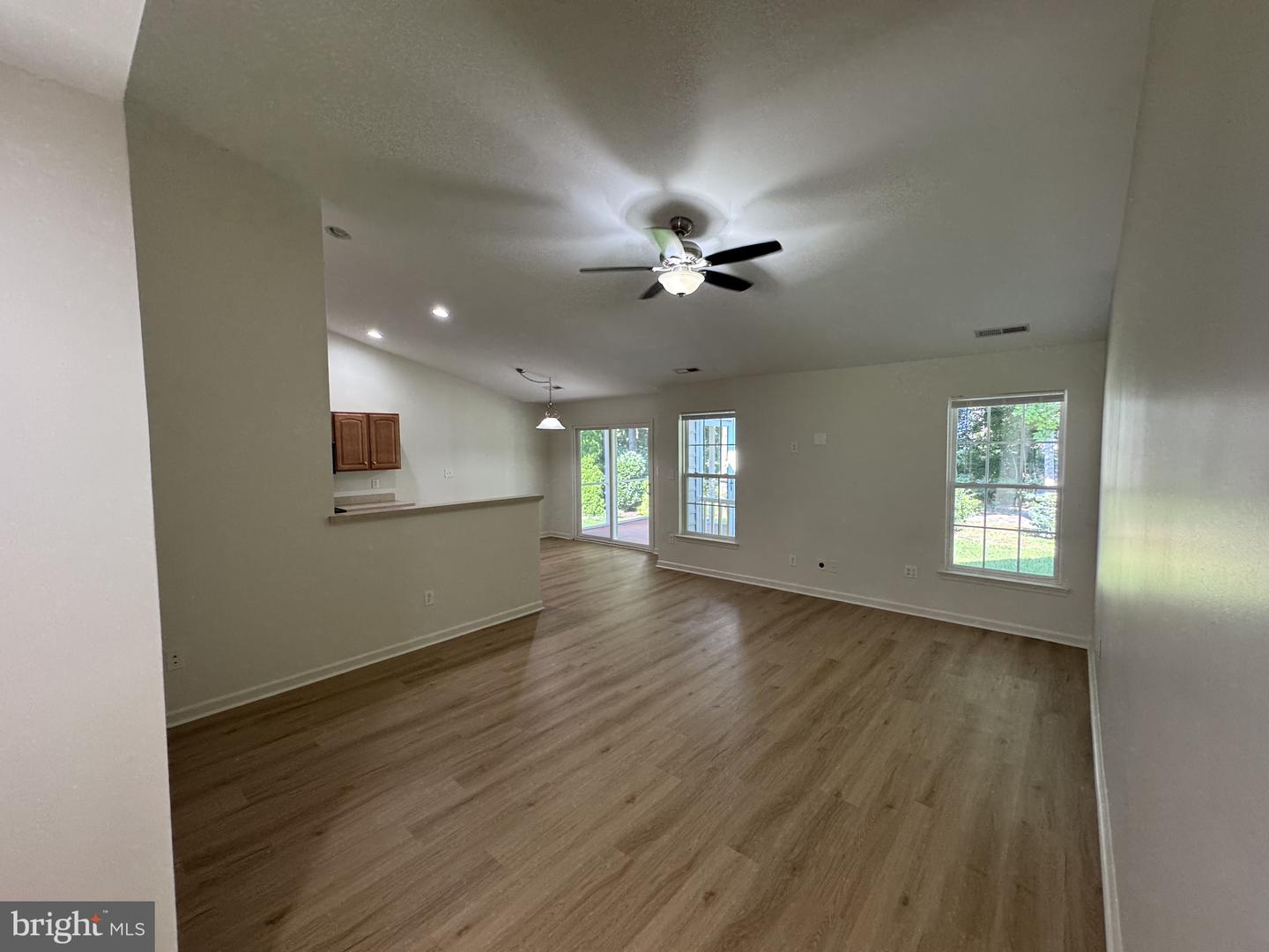 32628 Seaview Loop Property Photo 3