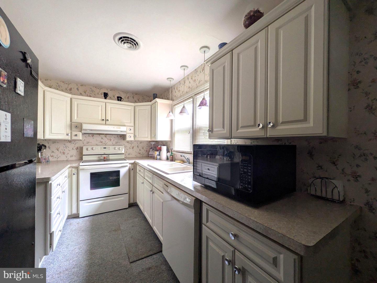 722 E Ivy Dr Property Photo 7