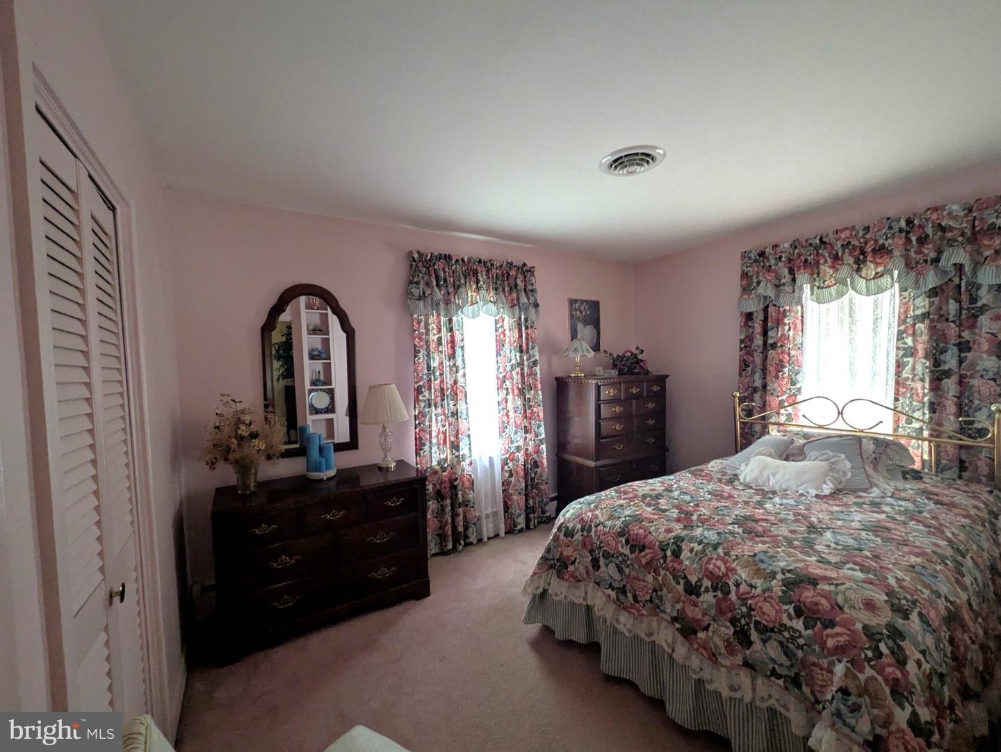 722 E Ivy Dr Property Photo 17