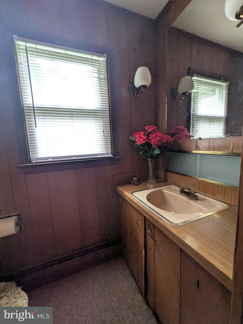 722 E Ivy Dr Property Photo 32