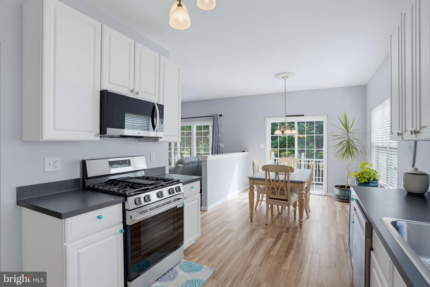 16 Adriatic Dr Property Photo 10