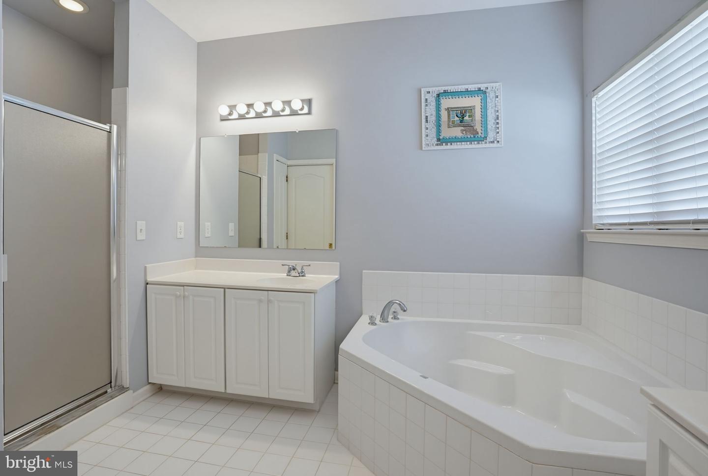 16 Adriatic Dr Property Photo 26