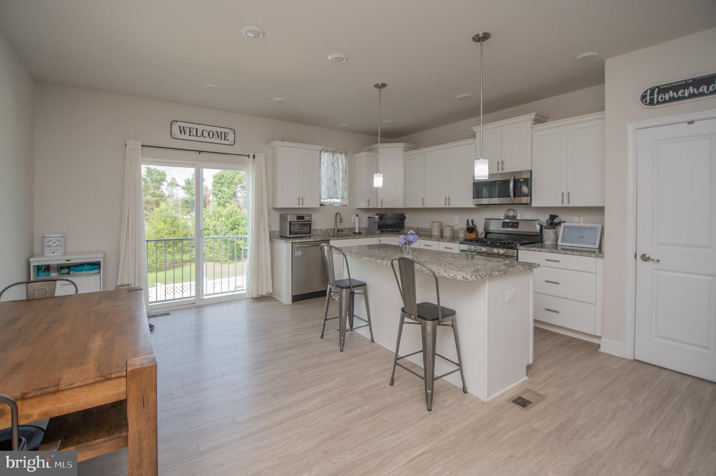 35207 Wright Way Property Photo 4