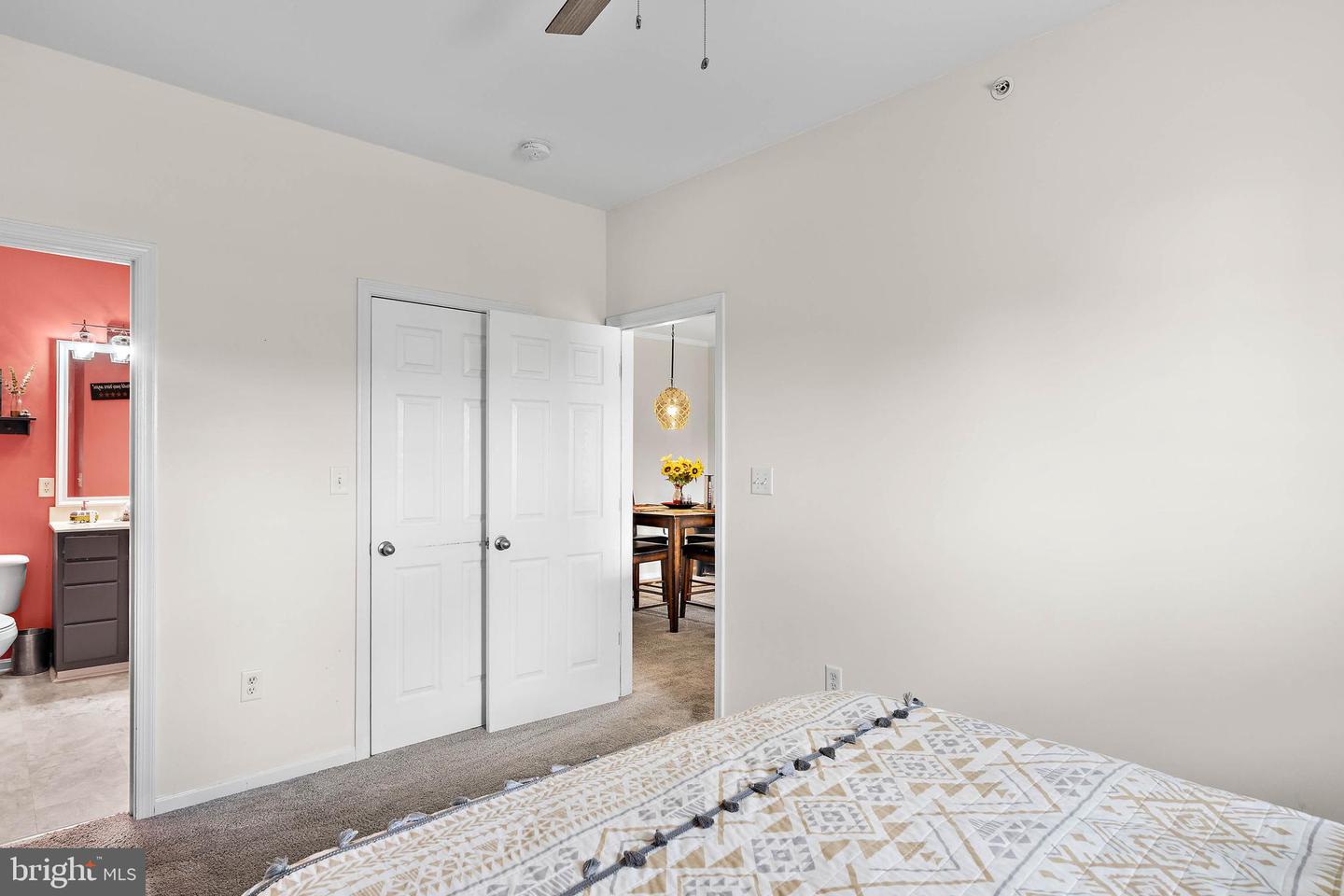 300 Pebble Dr Property Photo 15