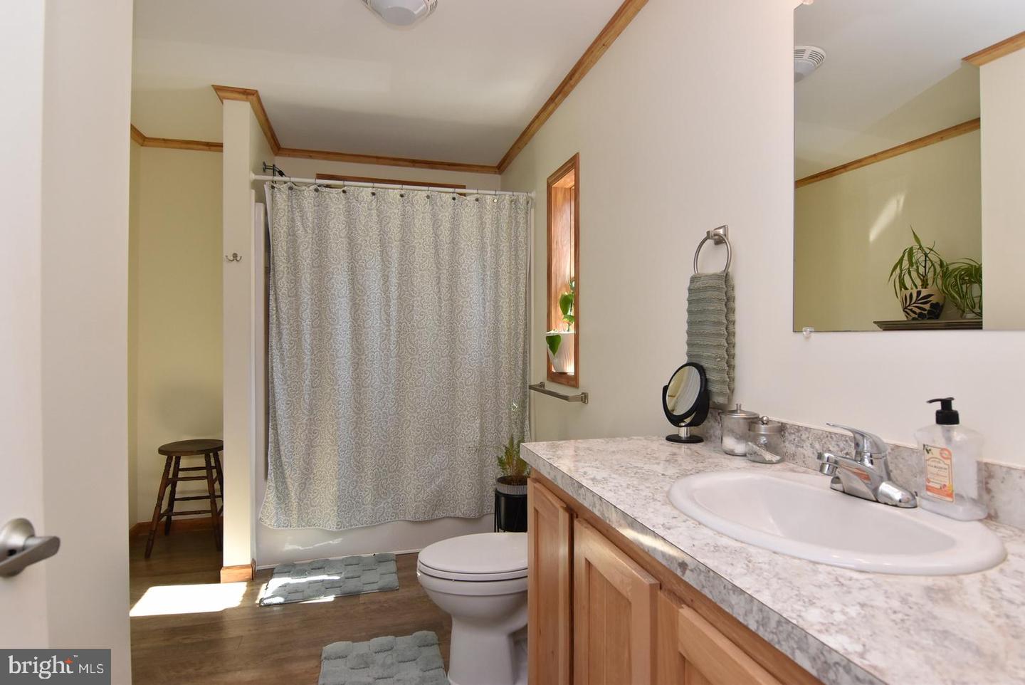 146 Laurel Ave Property Photo 13