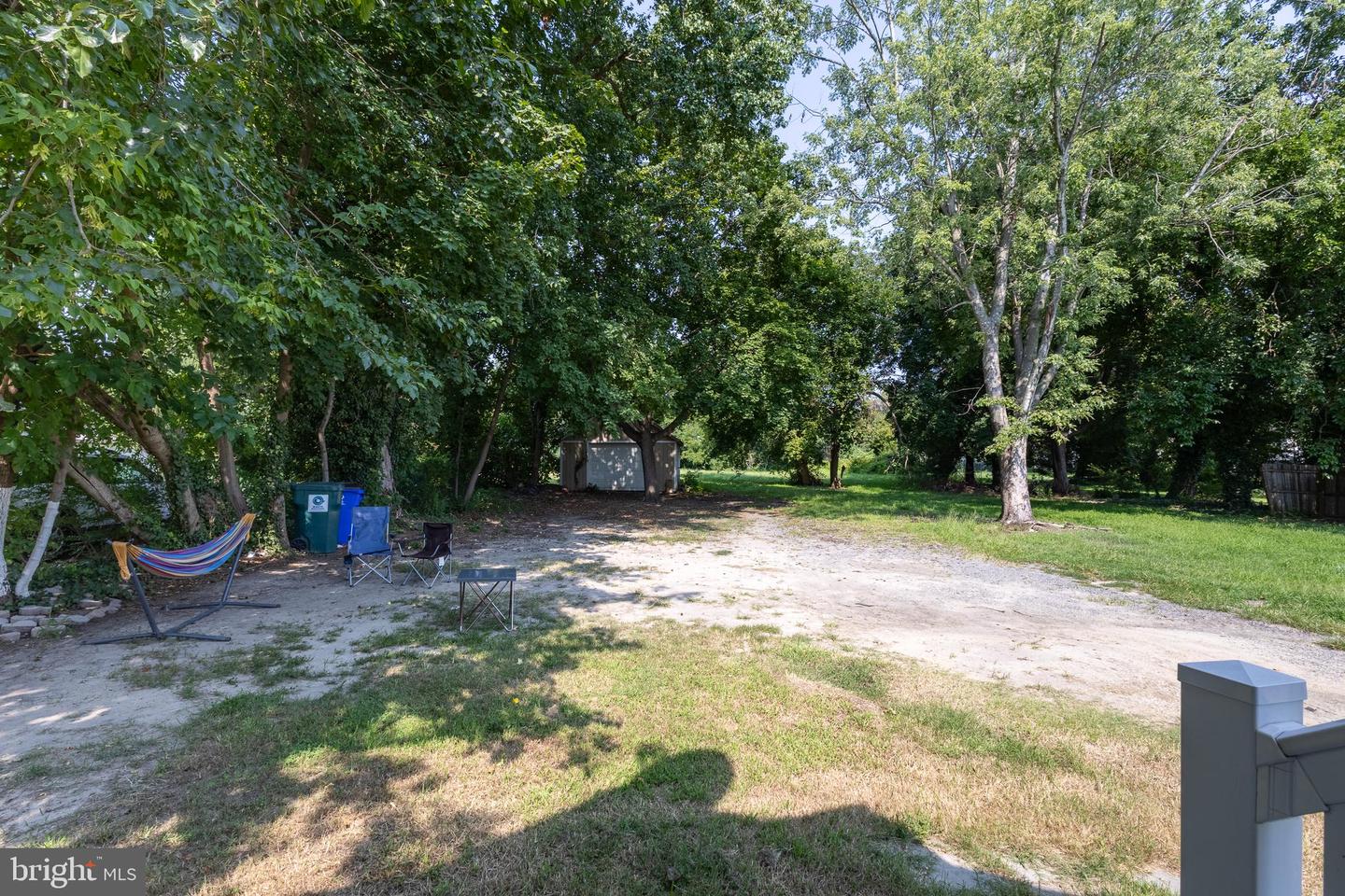 321 N Pine St Property Photo 9