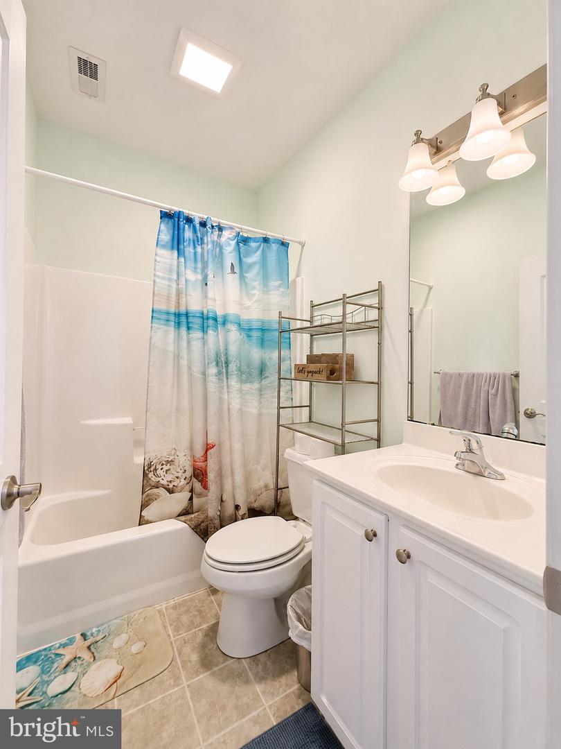 38404 Grand Ave #3f Property Photo 15