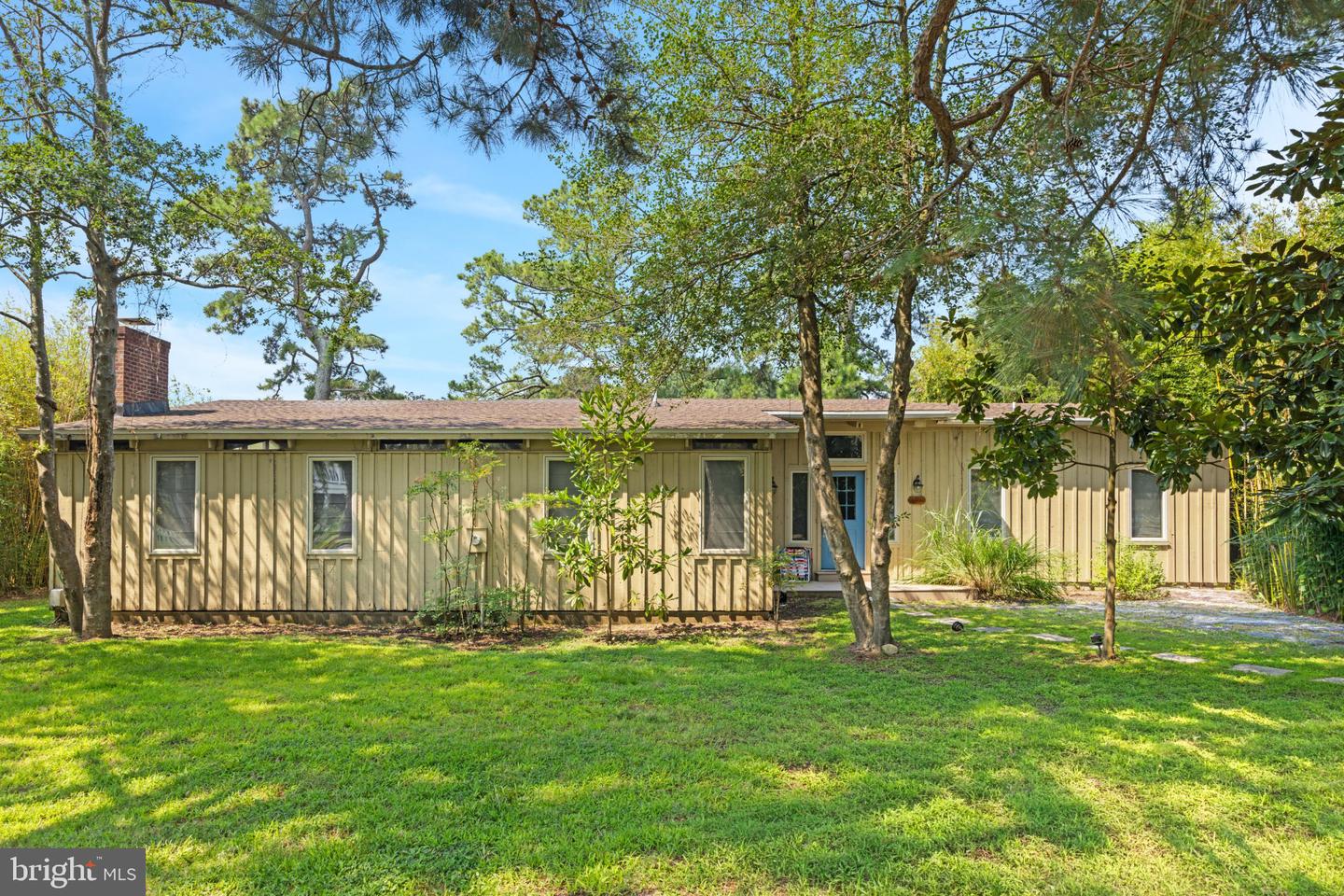 71 Anchor Rd Property Photo 3