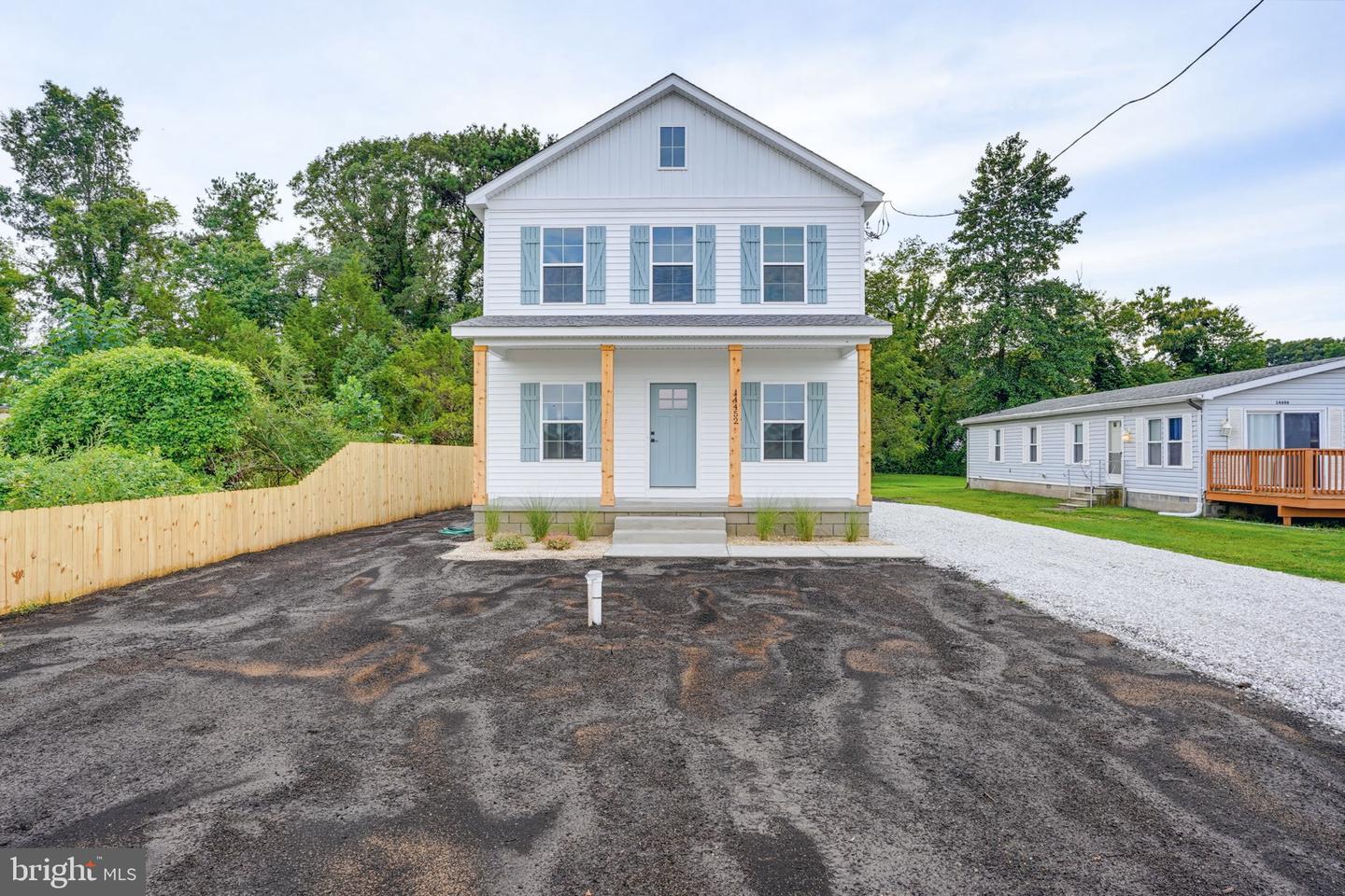 14452 Slim St Property Photo 5