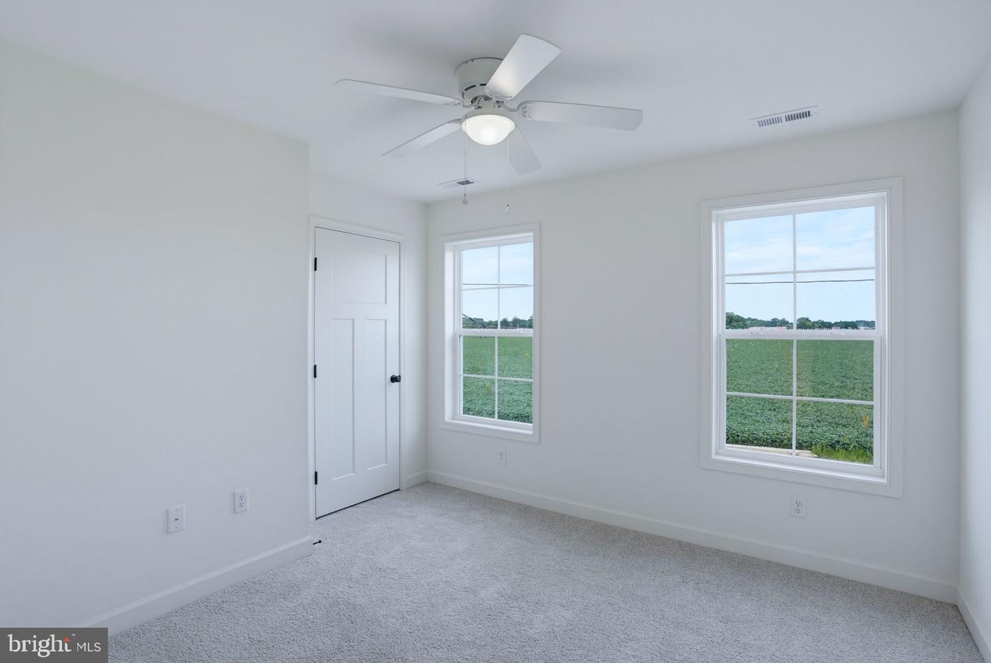14452 Slim St Property Photo 31