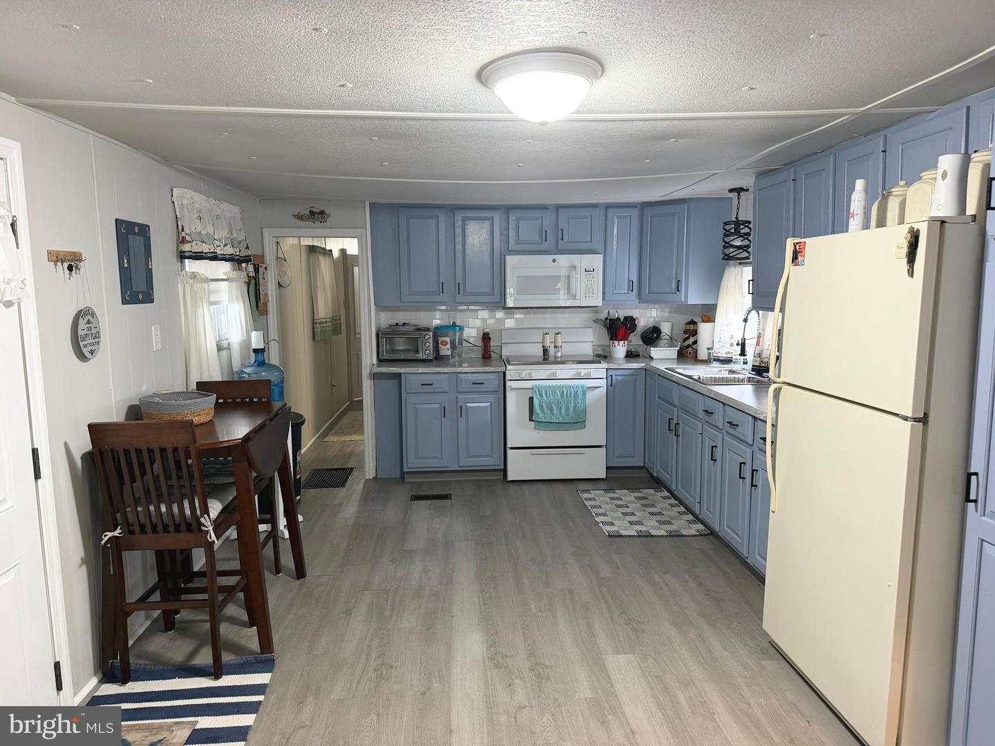 25448 Corkys Ln Property Photo 5