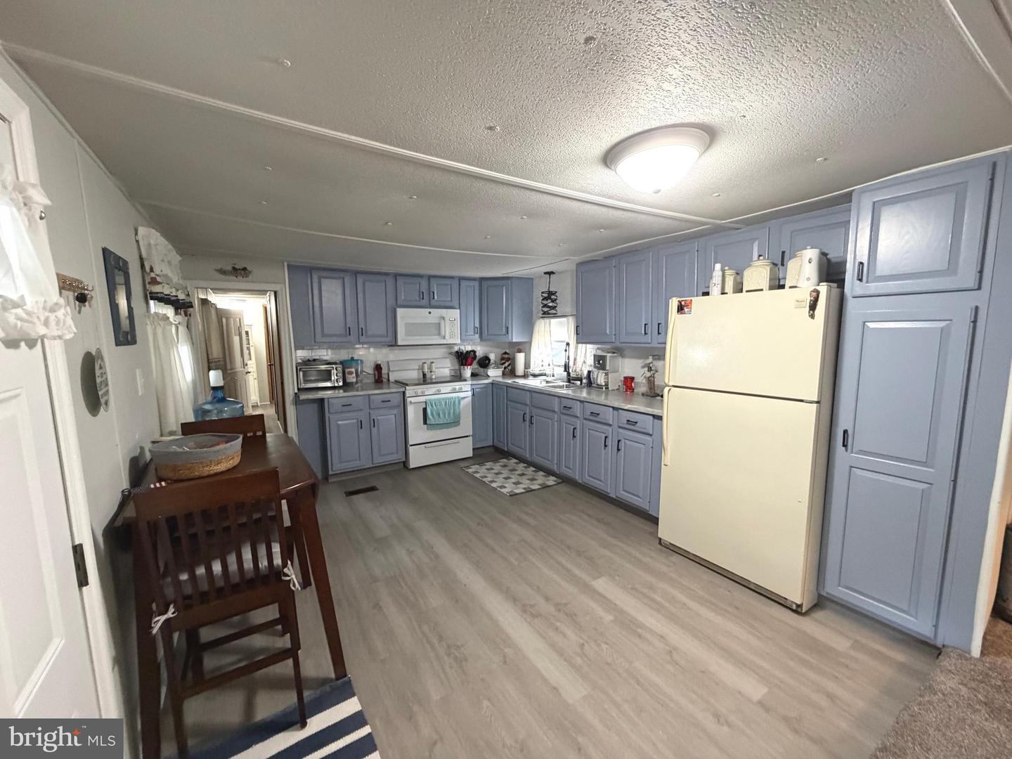 25448 Corkys Ln Property Photo 6