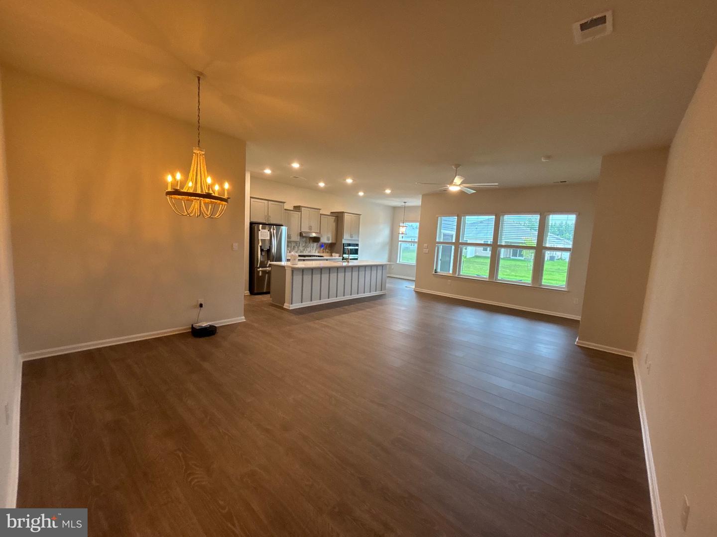 34336 East Lake Property Photo 5