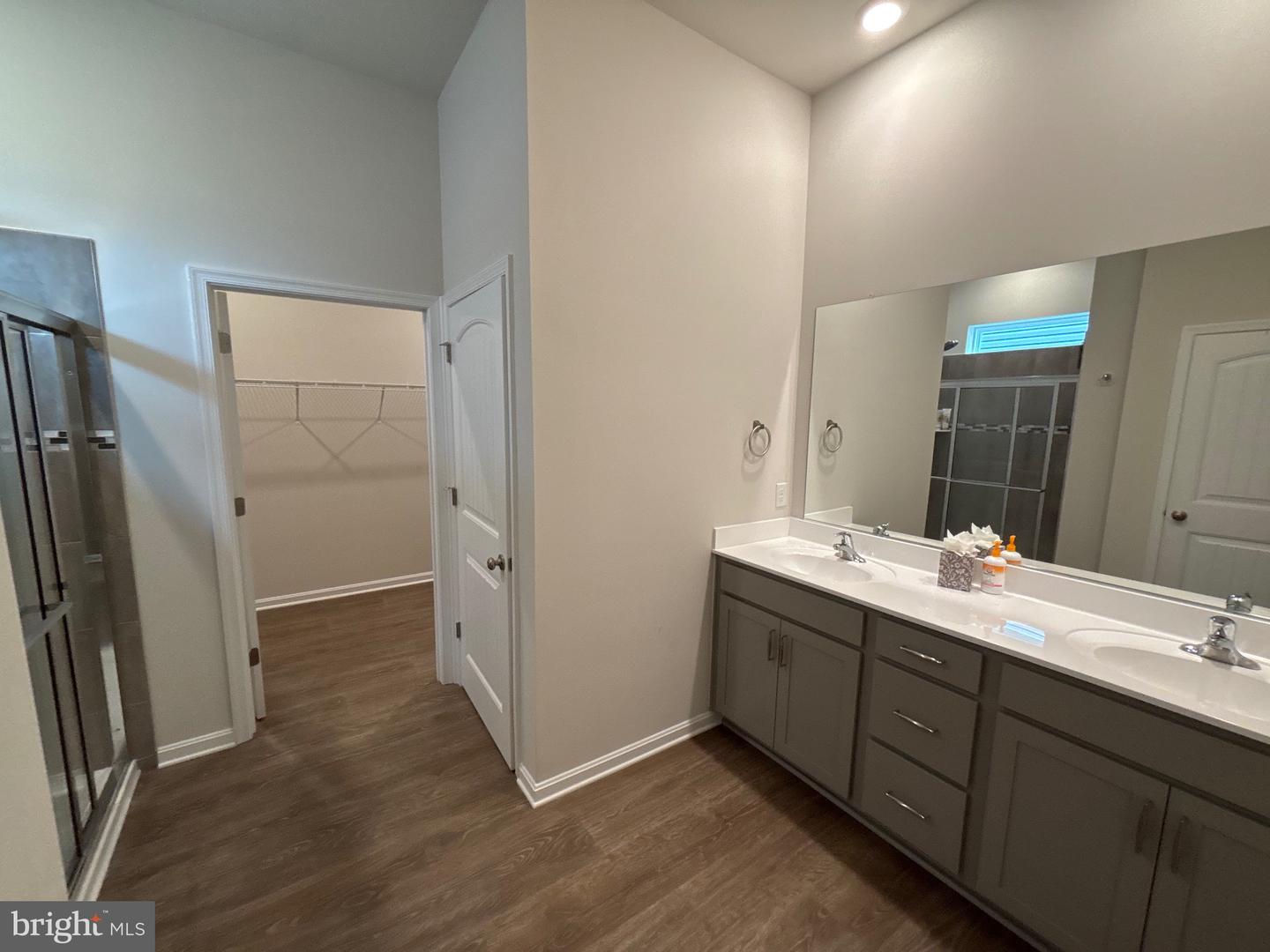 34336 East Lake Property Photo 12