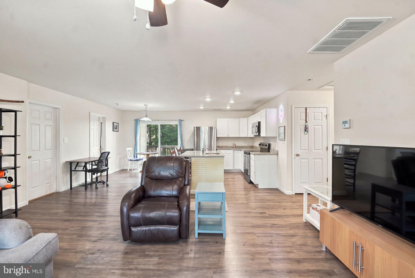 37151 Club House Rd Property Photo 10