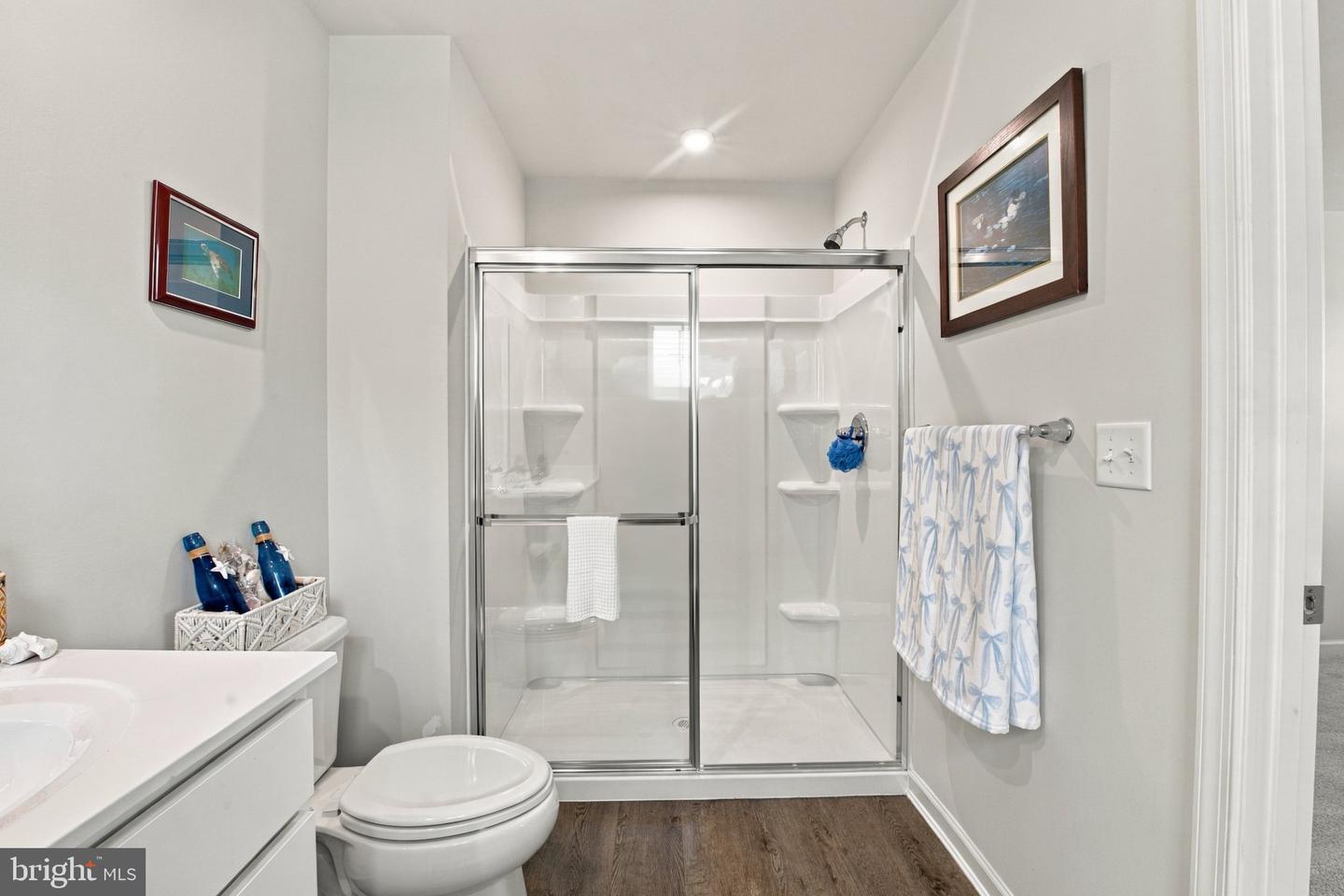 16023 Mcarthur Ln Property Photo 17