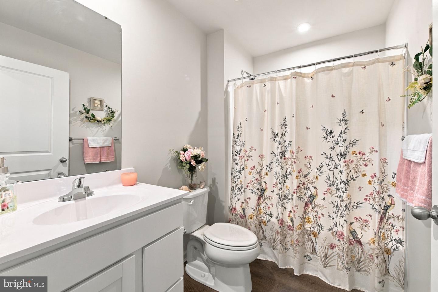 16023 Mcarthur Ln Property Photo 23