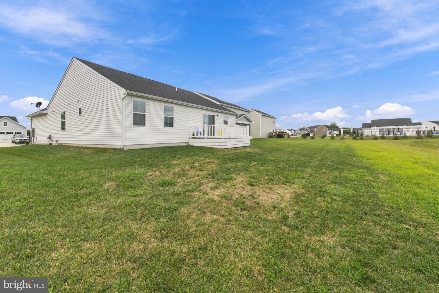 16023 Mcarthur Ln Property Photo 29