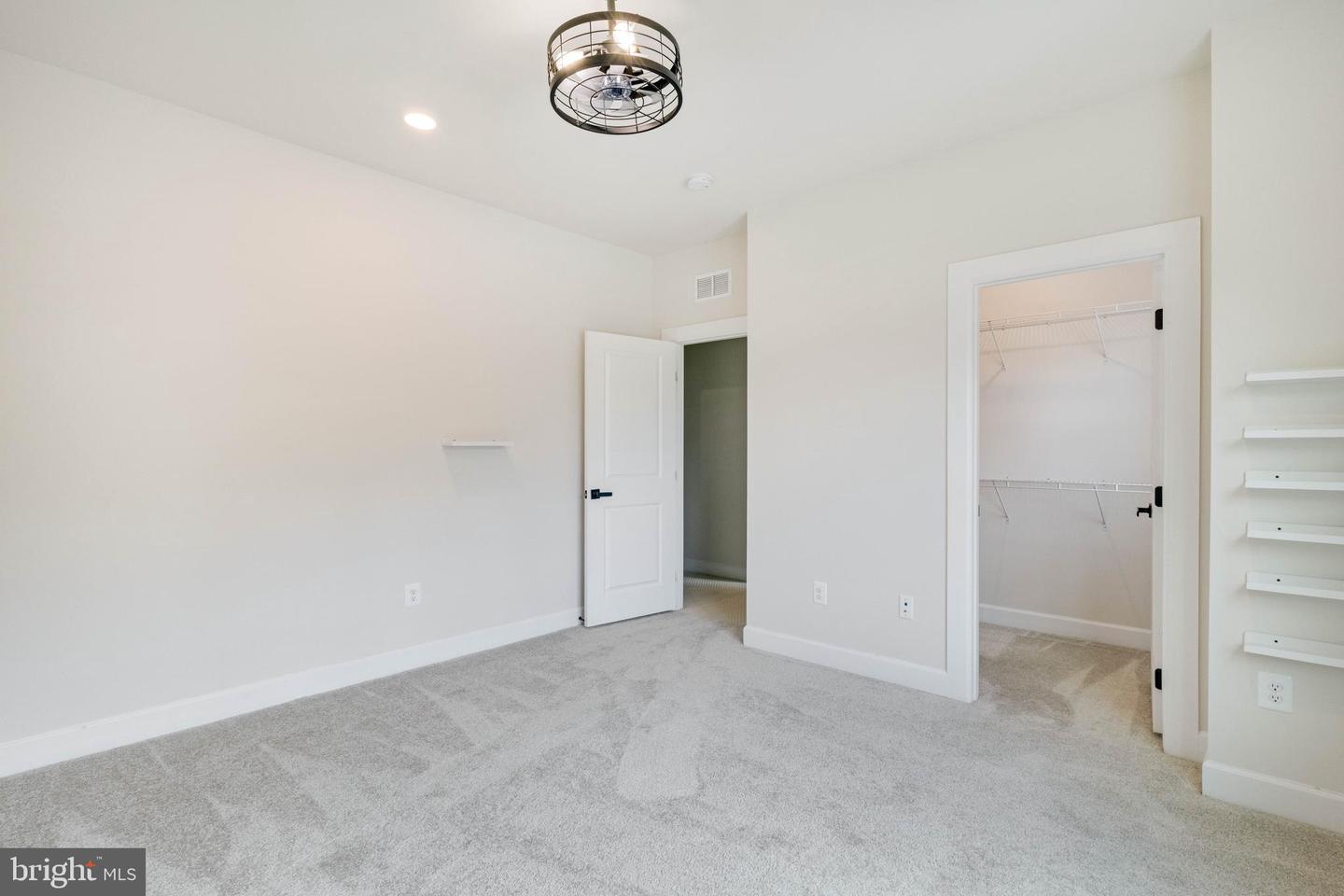 21121 Decoy Ct Property Photo 42