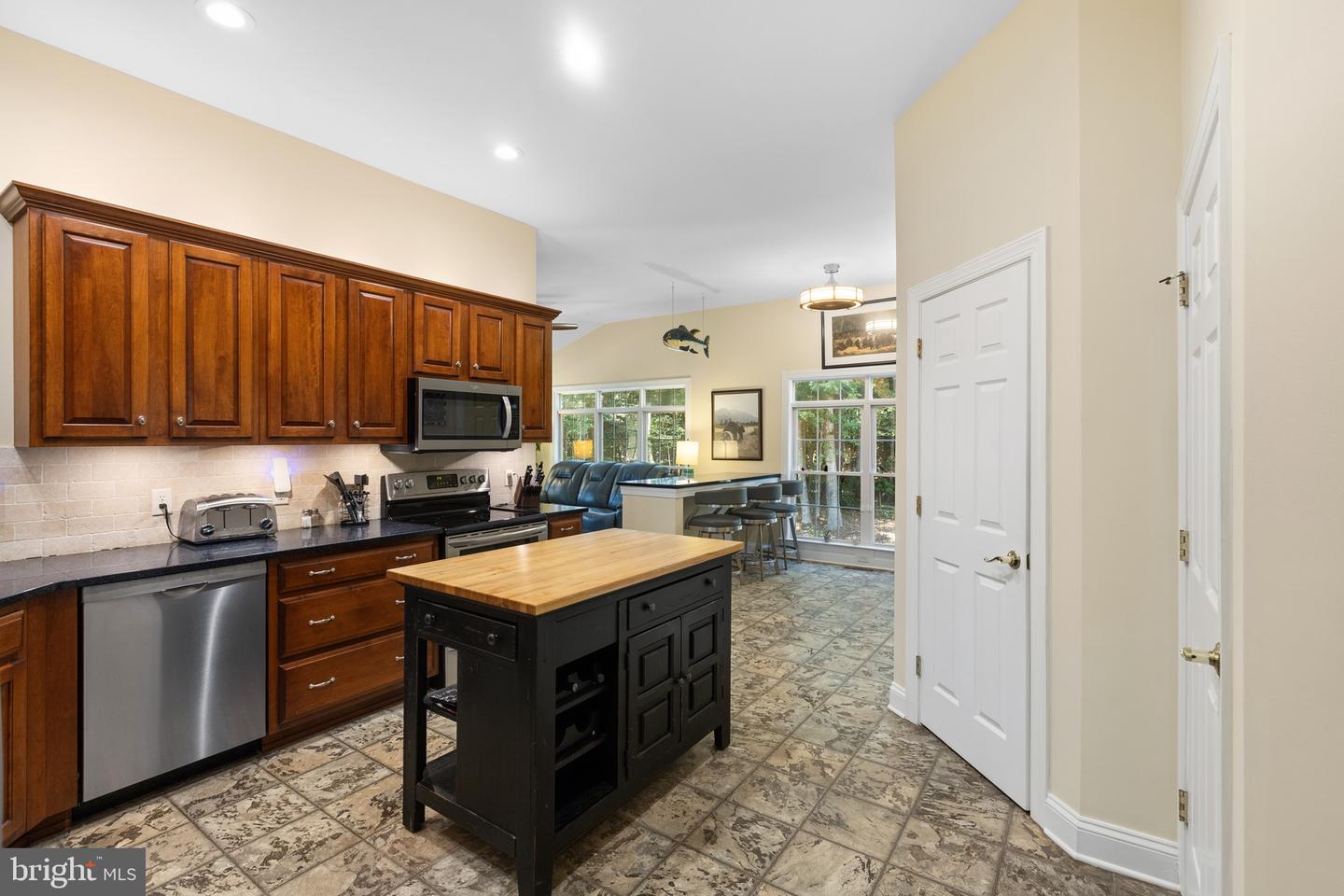 61 Aintree Dr Property Photo 13