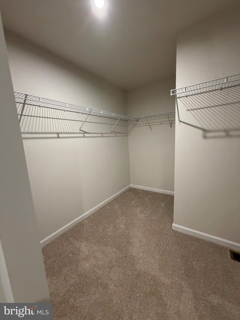 16248 John Adams Ln Property Photo 22
