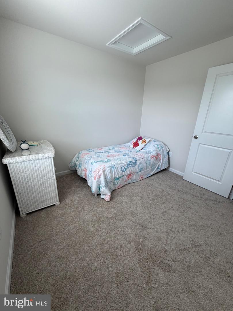 16248 John Adams Ln Property Photo 26