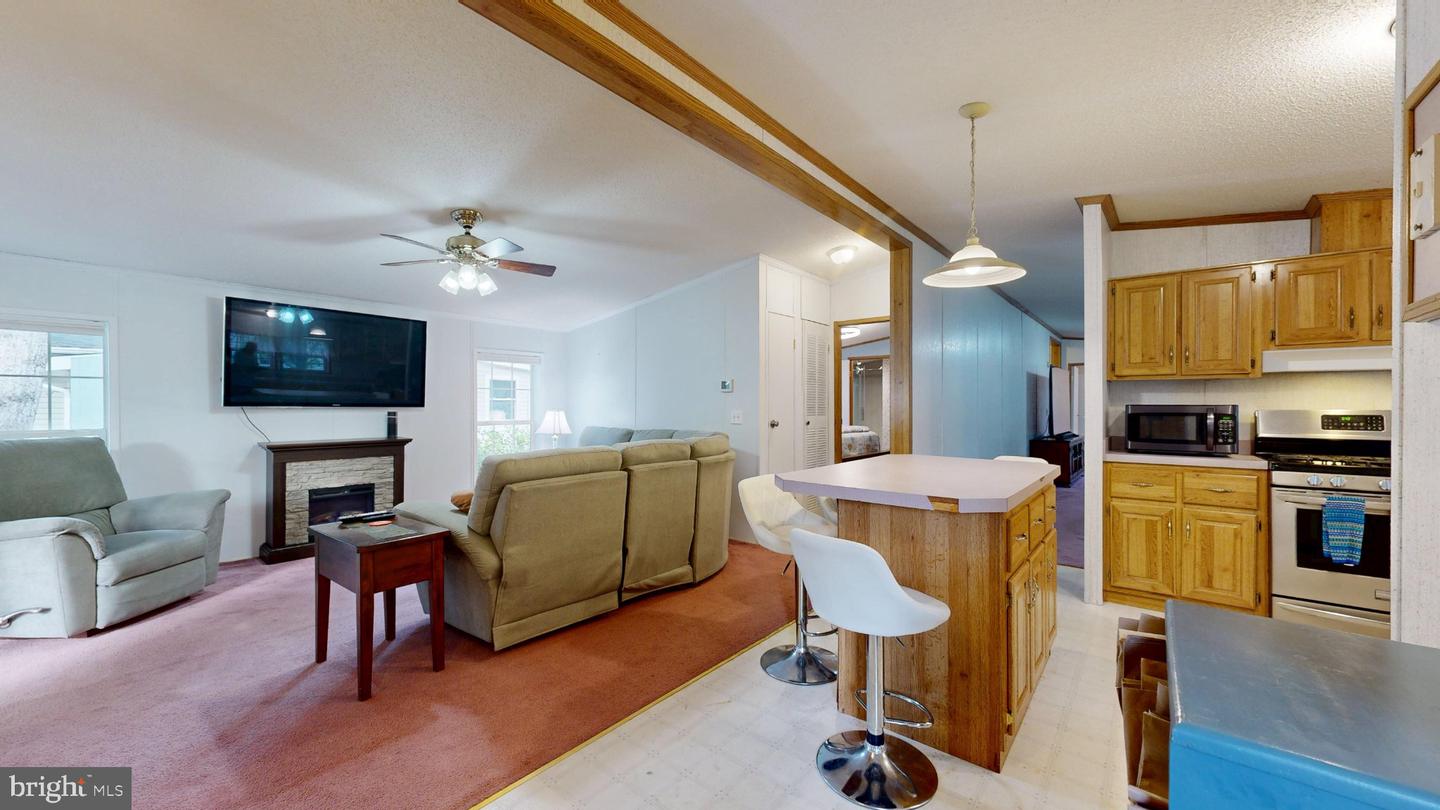 DESU2119558 Property Photo 7
