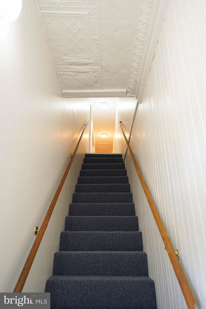 18 N Pennsylvania Ave #201 Property Photo 3