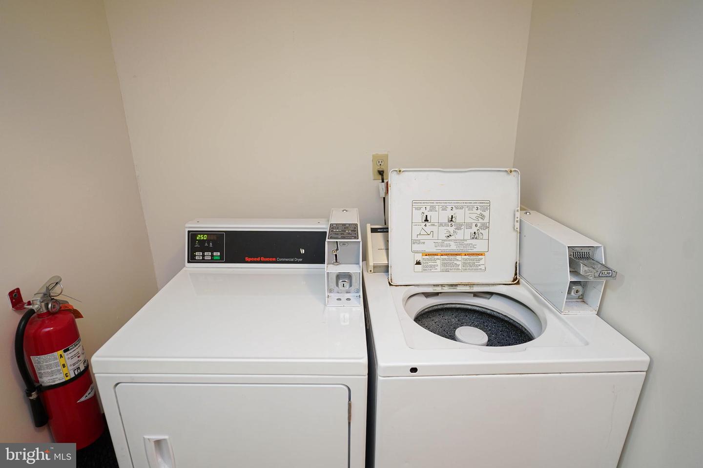 18 N Pennsylvania Ave #201 Property Photo 6