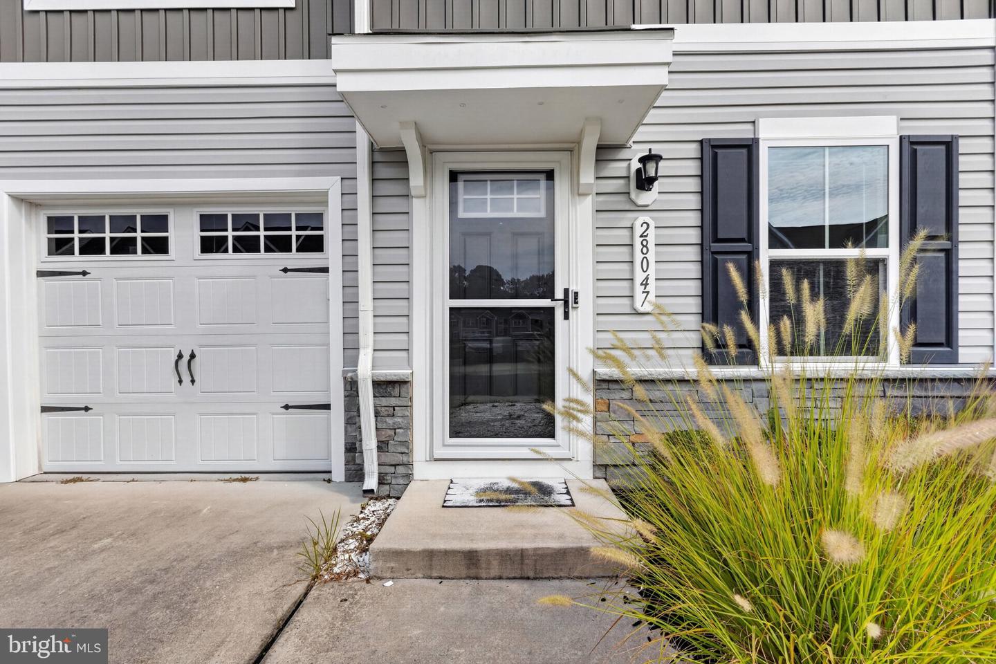 28047 Dew Drop Ln Property Photo 5